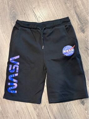 NASA Black Cotton Blend Casual Men’s  Shorts with Logo Print, Size XL